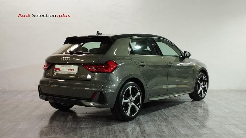 Usado Audi A1 116 CV (85 kW) 2025 Gris SUV