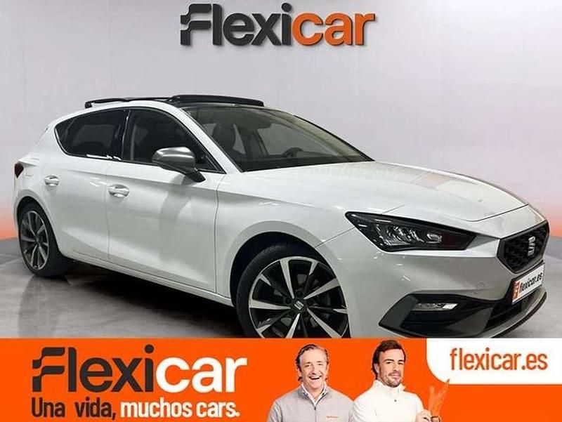 Blanco Usado 2023 Seat Leon FR Utilitario | 20.390 € (Precio justo) - Imagen 1/4