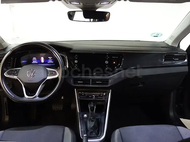 Usado VW Taigo 115 CV (84 kW) 2025 Gris / plata SUV
