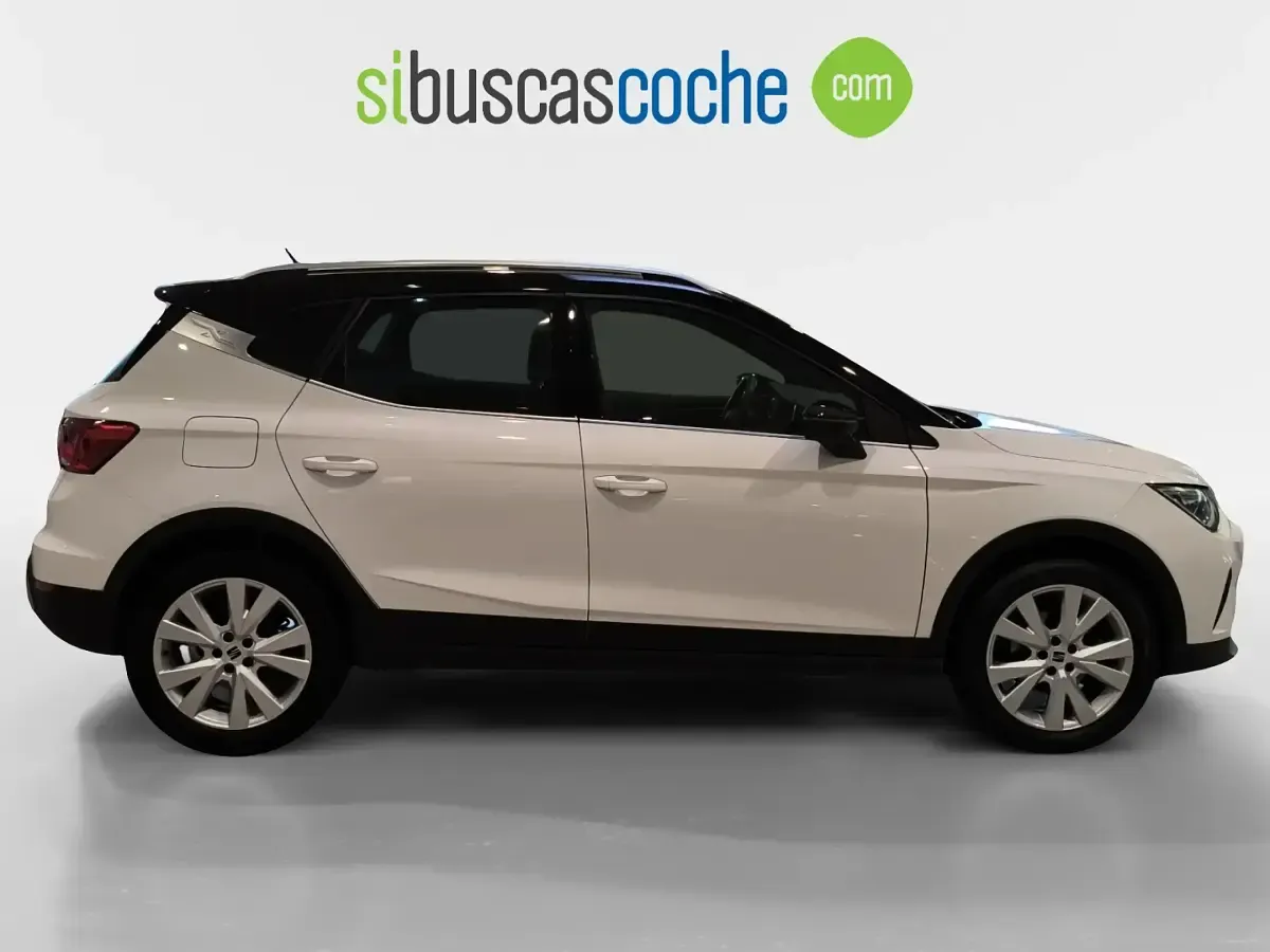 Usado Seat Arona XCELLENCE 110 CV (80 kW) 2021 Blanco SUV