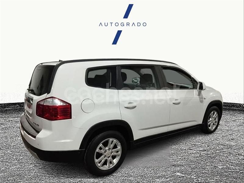 Usado Chevrolet Orlando LTZ 163 CV (119 kW) 2011 Blanco Monovolumen