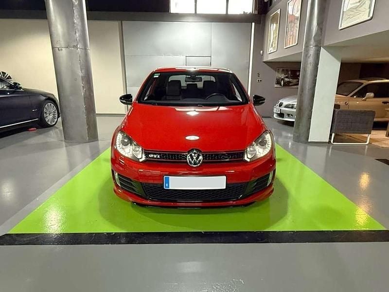 Usado VW Golf VI GTI 235 CV (172 kW) 2011 Rojo Utilitario