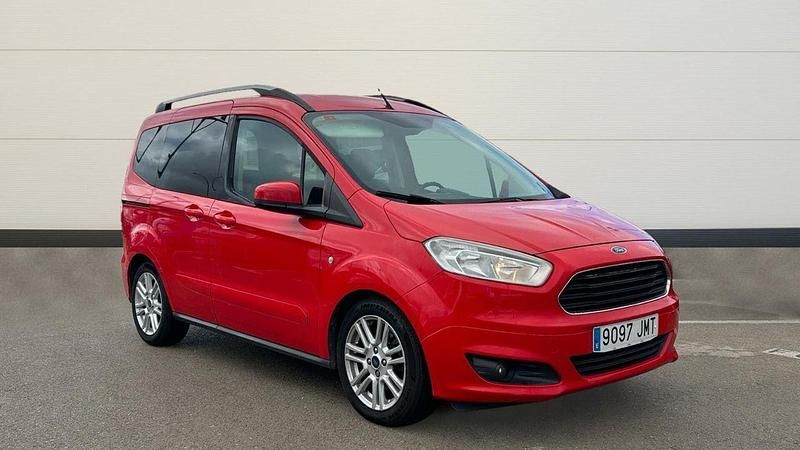 Rojo Usado 2016 Ford Tourneo Courier Titanium Monovolumen | 13.100 € (Precio justo) - Imagen 1/4