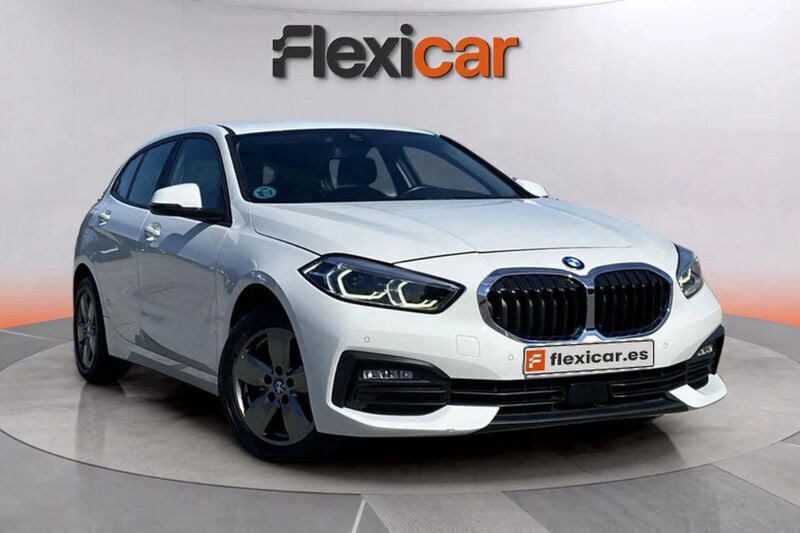 Blanco Usado 2021 BMW 118 Comfort Edition Utilitario | 19.290 € (Buen precio) - Imagen 1/4