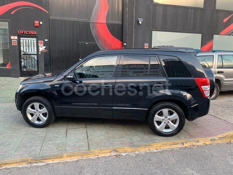 Azul Usado 2010 Suzuki Grand Vitara SUV | 9499 € (Buen precio) - Imagen 1/4