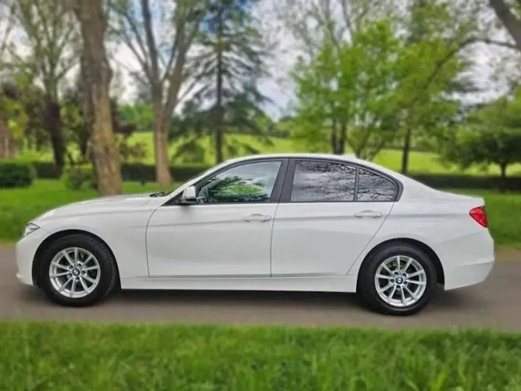 Usado BMW 318 150 CV (110 kW) 2015 Blanco Berlina