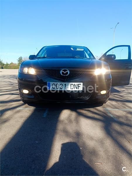 Usado Mazda 3 Active 105 CV (77 kW) 2005 Negro Berlina