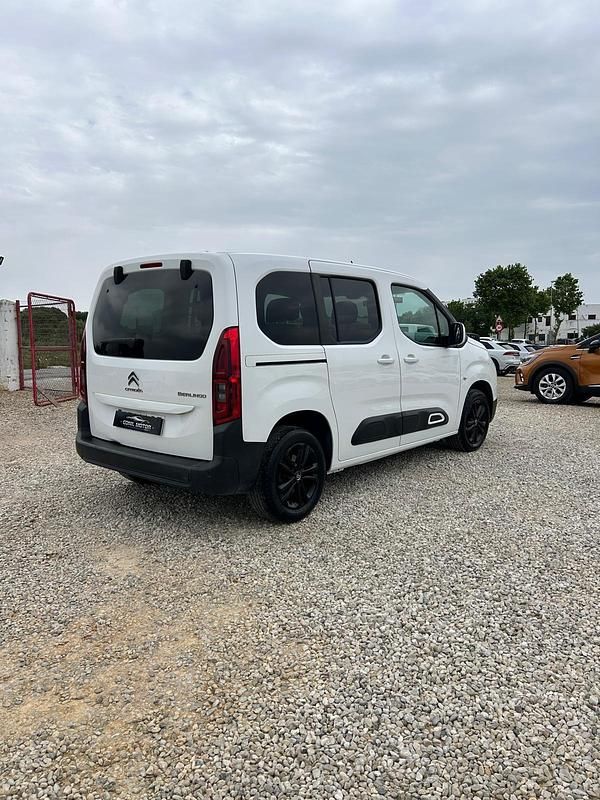 Usado Citroën Berlingo Feel 102 CV (75 kW) 2019 Blanco Monovolumen