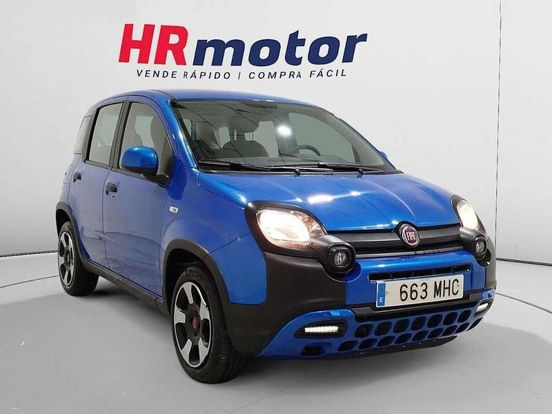 Usado Fiat Panda Cross Cross 69 CV (50 kW) 2023 Azul Utilitario