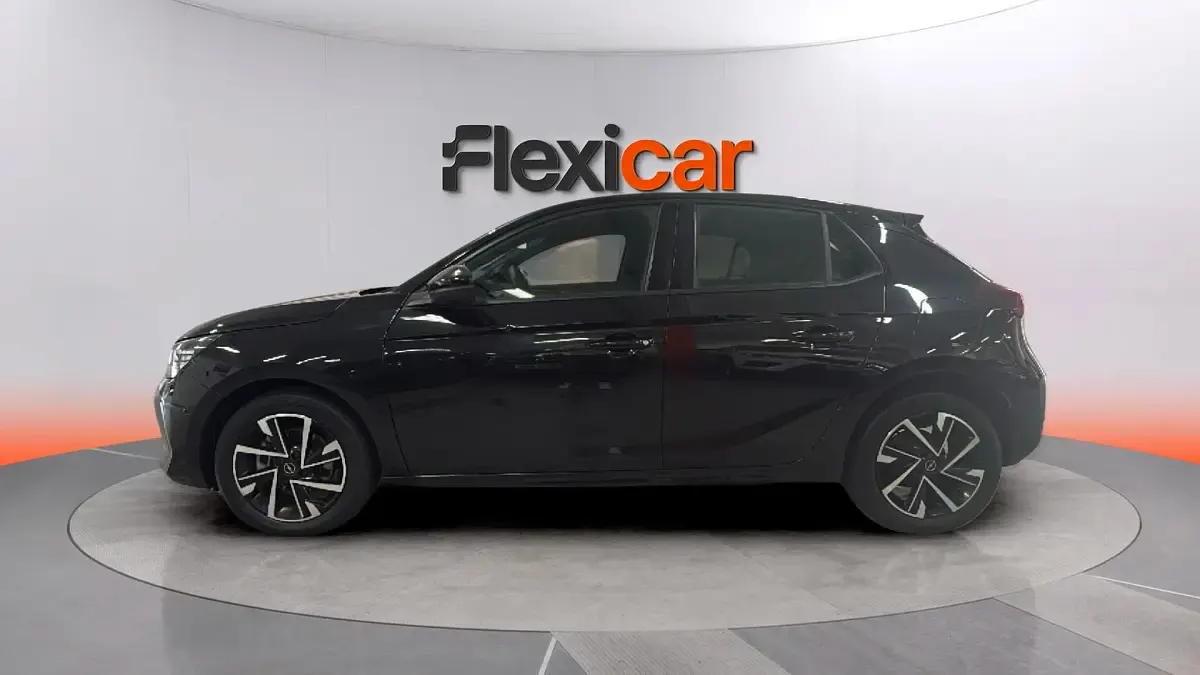 Usado Opel Corsa 101 CV (74 kW) 2024 Negro Utilitario