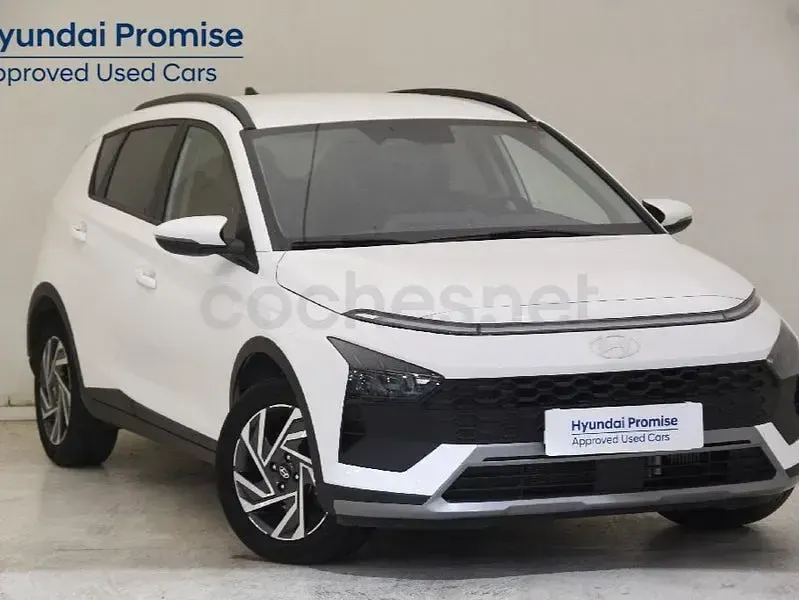 Usado Hyundai Bayon 100 CV (73 kW) 2025 Blanco SUV