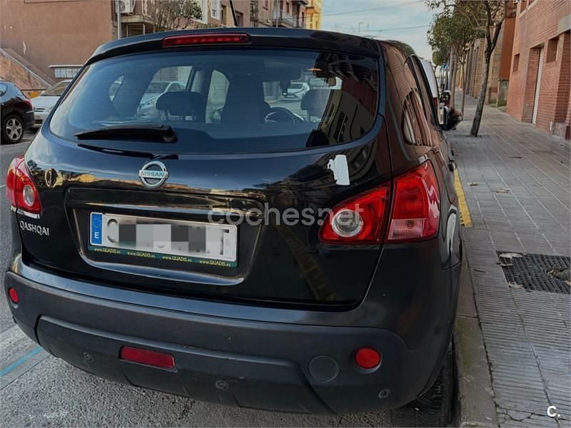 Usado Nissan Qashqai Tekna 106 CV (77 kW) 2007 Negro SUV