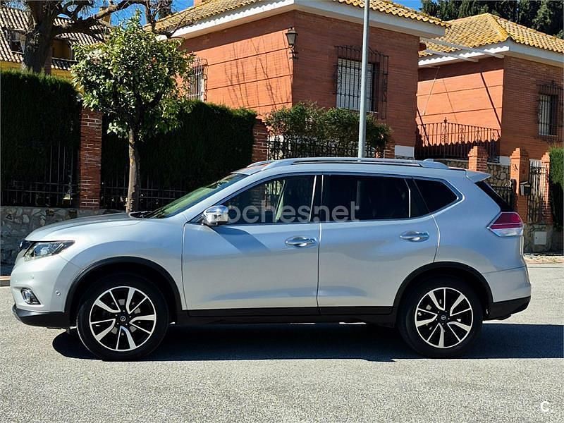 Usado Nissan X-Trail N-Connecta 130 CV (95 kW) 2018 Gris / plata SUV