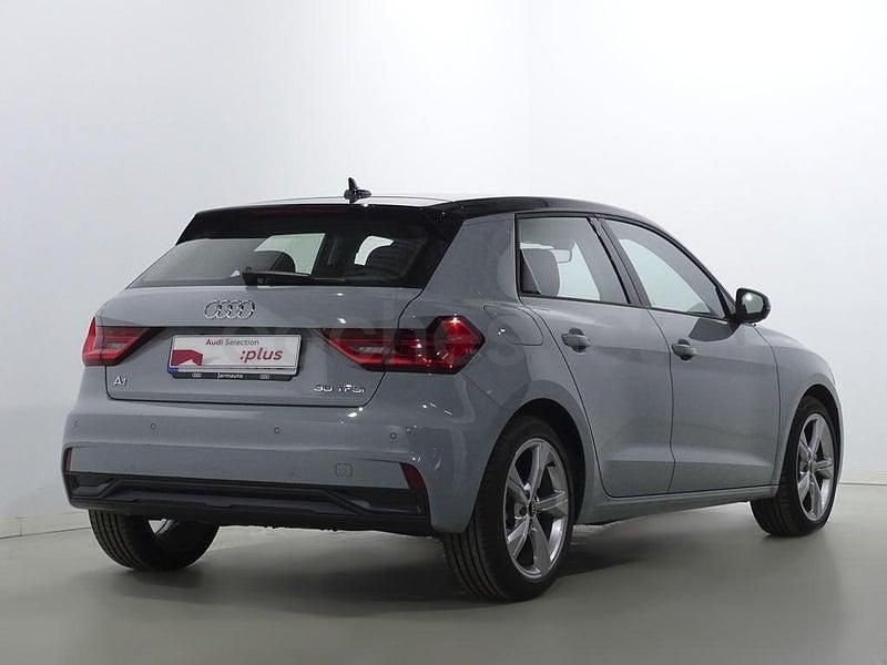 Usado Audi A1 Sportback Advanced Plus 116 CV (85 kW) 2024 Gris / plata Utilitario