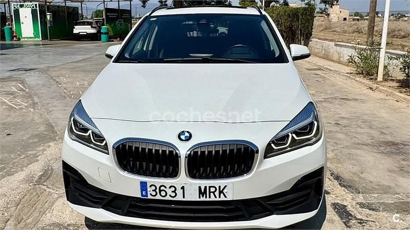 Blanco Usado 2020 BMW 225 Active Tourer iPerformance Monovolumen | 24.500 € - Imagen 1/4