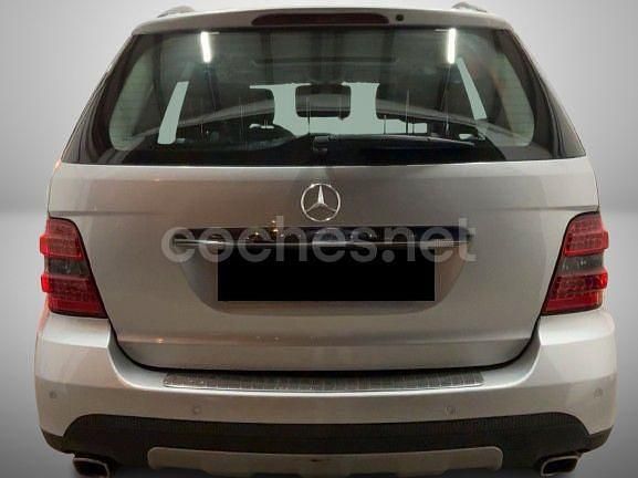 Usado Mercedes ML320 224 CV (164 kW) 2007 Gris / plata SUV