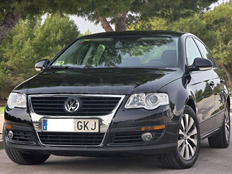 Usado VW Passat Advance 140 CV (102 kW) 2009 Negro Berlina