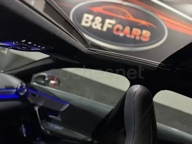 Usado Mercedes CLA220 Shooting Brake 190 CV (139 kW) 2021 Gris / plata Familiar