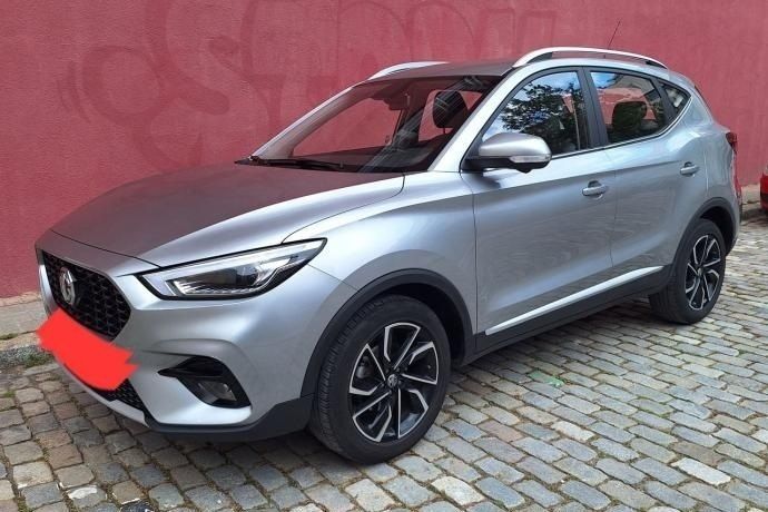 Gris / plata Usado 2023 MG ZS Luxury Berlina | 14.300 € (Precio justo) - Imagen 1/4