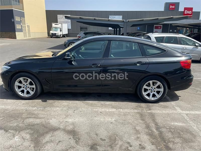 Usado BMW 318 Gran Turismo 143 CV (105 kW) 2014 Negro Berlina