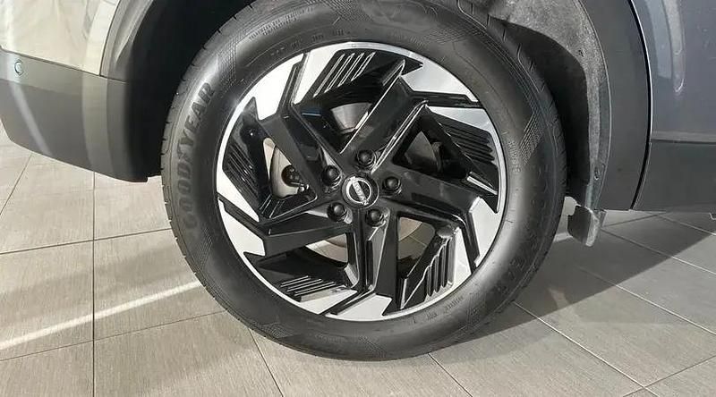 Usado Nissan Qashqai N-Connecta 190 CV (139 kW) 2025 Skyline grey (metalizado) SUV