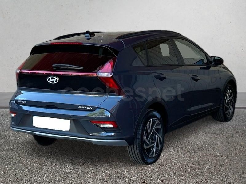 Nuevo Hyundai Bayon 79 CV (58 kW) 2025 Gris / plata SUV