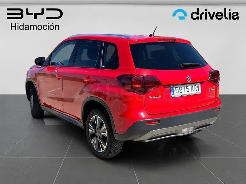 Usado Suzuki Vitara GLX 140 CV (102 kW) 2018 Rojo SUV
