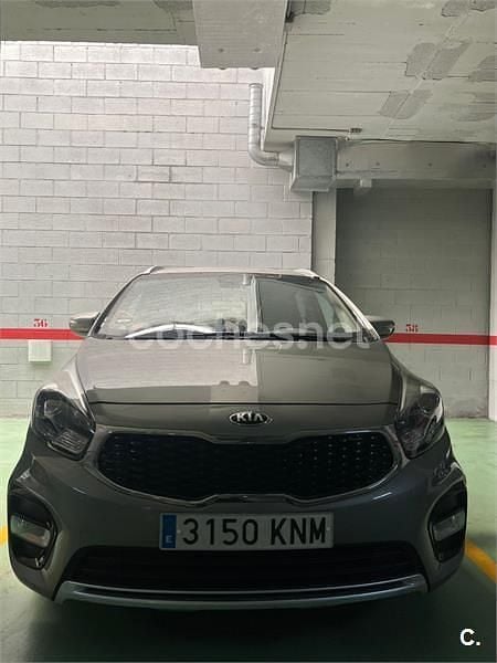 Gris / plata Usado 2018 Kia Carens Monovolumen | 13.000 € (Buen precio) - Imagen 1/4