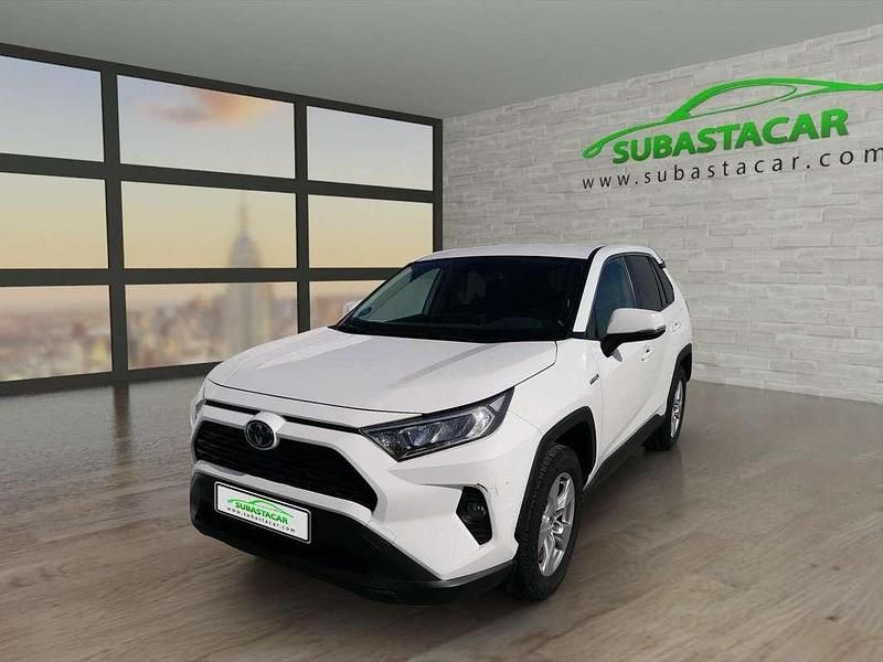 Usado Toyota RAV4 Hybrid Business Edition 222 CV (163 kW) 2021 Blanco SUV