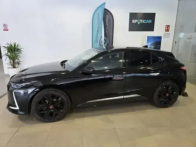 Usado DS Automobiles DS4 Performance Line Plus 130 CV (95 kW) 2022 Negro SUV