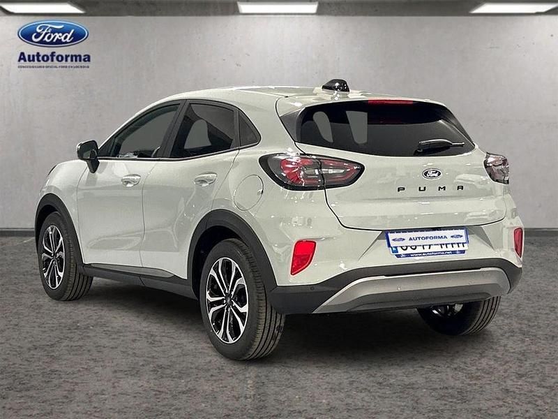 Usado Ford Puma Titanium 125 HP (91 kW) 2024 Cinzento SUV