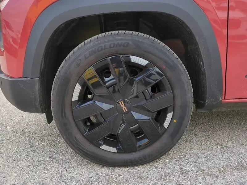 Nuevo Dacia Spring Extreme 47 kW (65 CV) 2025 Rojo Utilitario