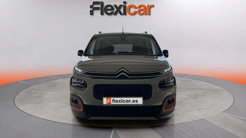 Usado Citroën Berlingo Feel 102 CV (75 kW) 2022 Marrón Monovolumen