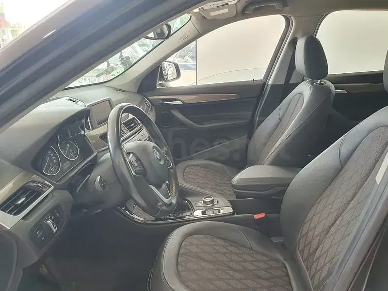 Usado BMW X1 Comfort Edition 150 CV (110 kW) 2017 Negro SUV
