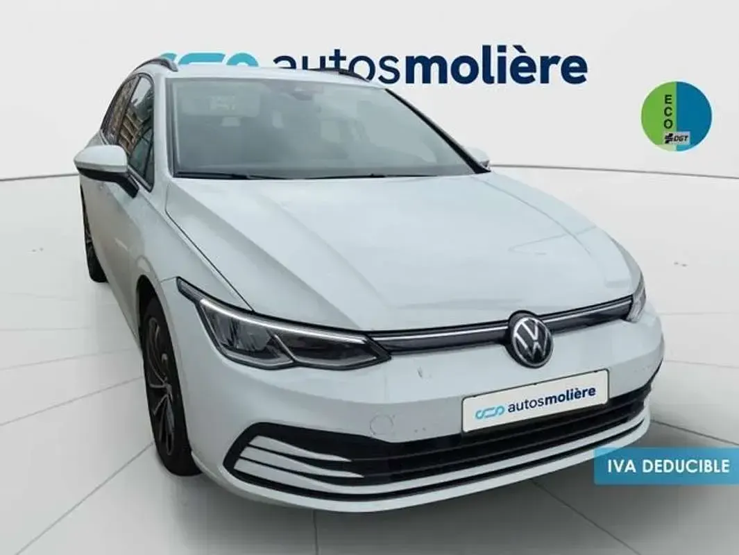 Usado VW Golf VIII Life 110 CV (80 kW) 2022 Blanco Utilitario
