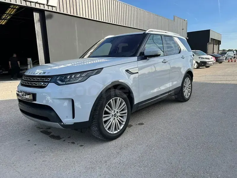 Usado Land Rover Discovery 5 HSE 240 CV (176 kW) 2018 Blanco SUV