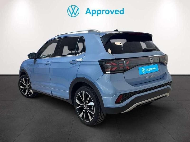 Usado VW T-Cross R-line 116 CV (85 kW) 2024 Azul SUV