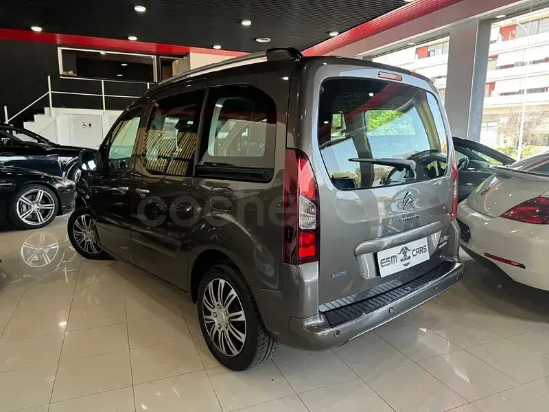 Usado Citroën Berlingo Feel 100 CV (73 kW) 2016 Beige Monovolumen