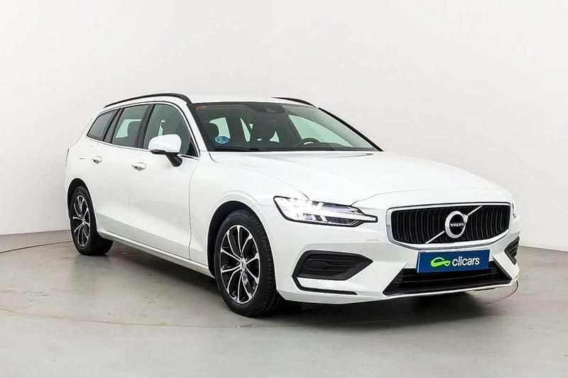 Usado Volvo V60 Momentum 197 CV (144 kW) 2021 Blanco Familiar
