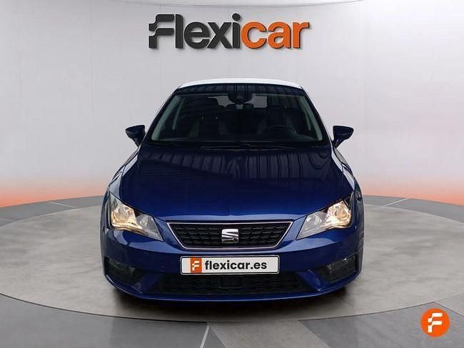 Usado Seat Leon Style 130 CV (95 kW) 2020 Azul Berlina