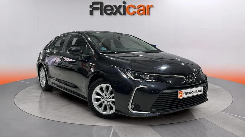 Begagnad Toyota Corolla Active 126 HK (92 kW) 2023 Sedan