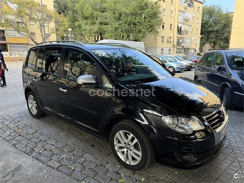 Negro Usado 2007 VW Touran Edition Monovolumen | 6900 € (Precio justo) - Imagen 1/4