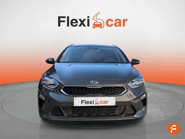 Usado Kia Ceed 136 CV (100 kW) 2021 Gris Utilitario