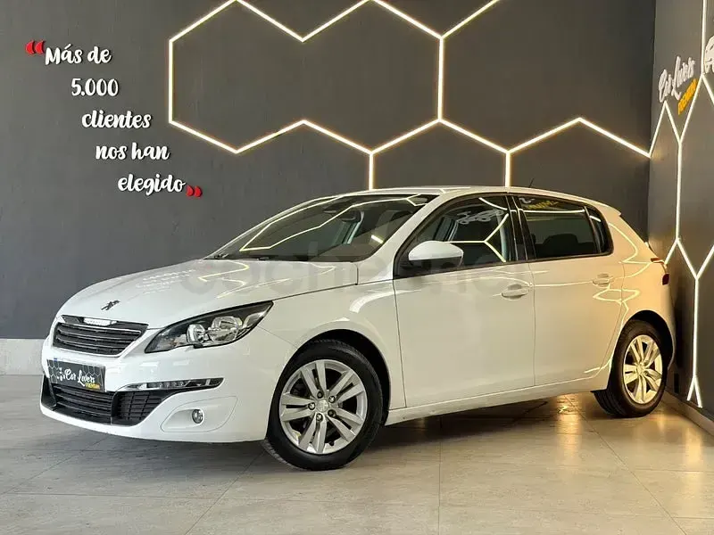Usado Peugeot 308 Style 100 CV (73 kW) 2015 Blanco Berlina
