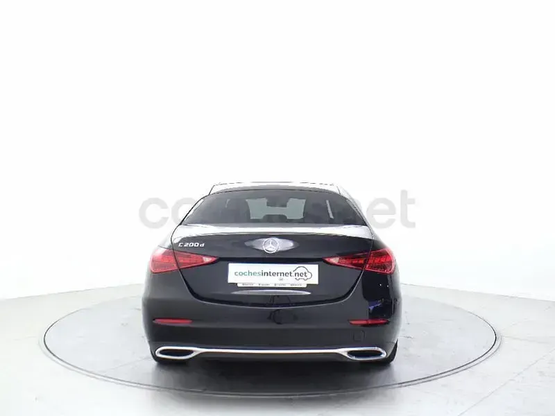 Usado Mercedes C200 163 CV (119 kW) 2022 Negro Berlina
