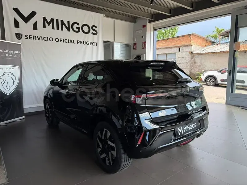 Usado Opel Mokka 136 CV (100 kW) 2025 Negro SUV