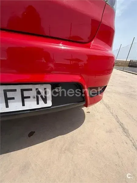 Usado Seat Ibiza Reference 100 CV (73 kW) 2006 Rojo Utilitario
