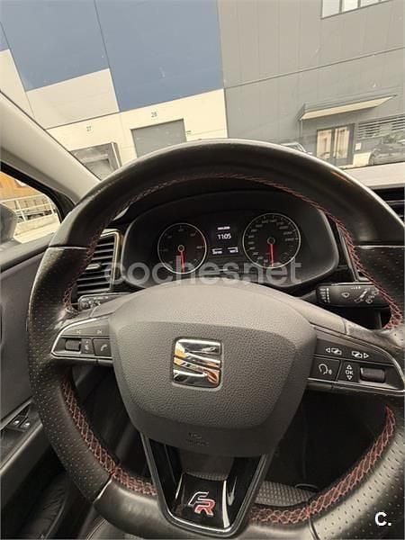 Usado Seat Leon FR 150 CV (110 kW) 2017 Gris / plata Berlina