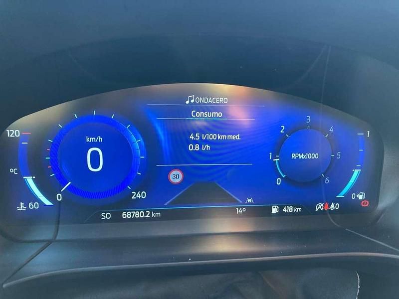 Usado Ford Kuga ST-Line X 150 CV (110 kW) 2021 Plateado SUV