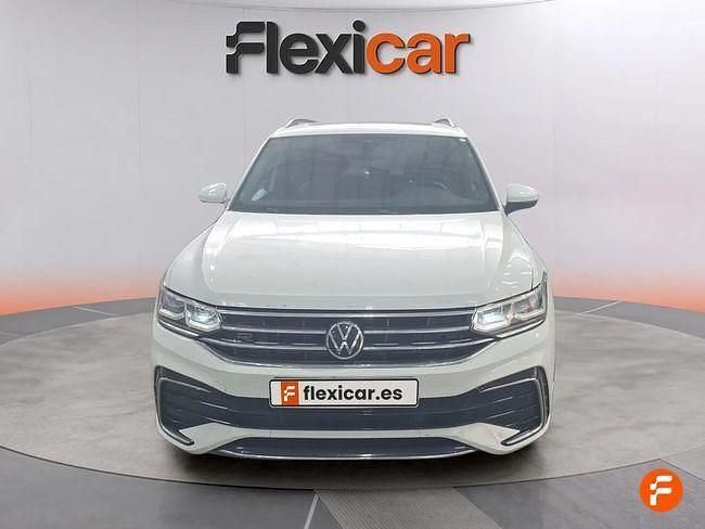 Usado VW Tiguan R-line 150 CV (110 kW) 2021 Blanco SUV